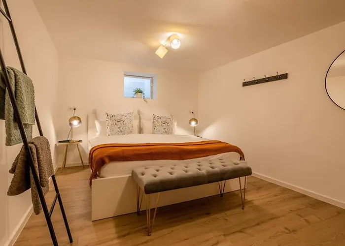 Nature Retreat Pool, Hot Tub, Sauna, Hiking-caves * Hohenfels-Essingen