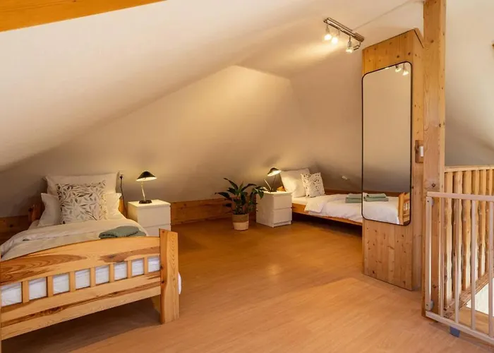 Nature Retreat Pool, Hot Tub, Sauna, Hiking-caves Villa